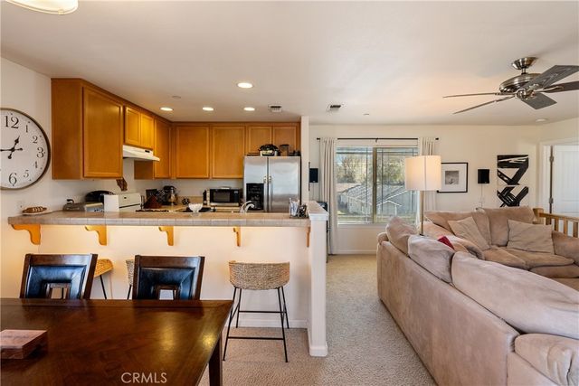 215 Old County, Templeton, CA 93465