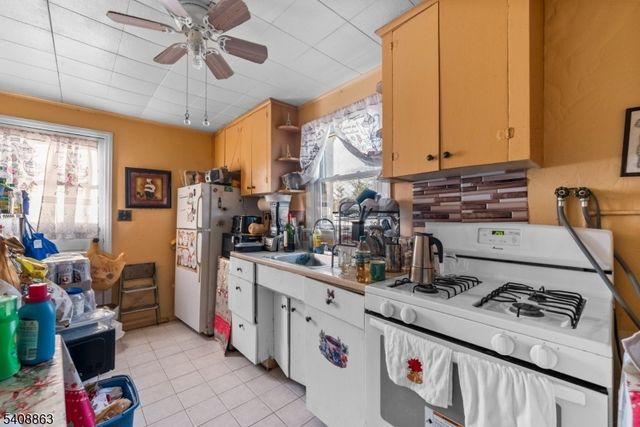 973 Ellis Pkwy, Edison Twp., NJ 08820