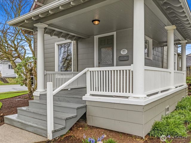 1901 Hoyt Avenue, Everett, WA 98201