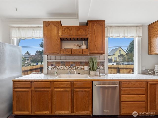 1901 Hoyt Avenue, Everett, WA 98201