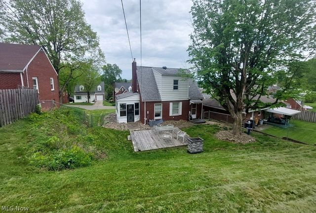 2915 Whitehaven Boulevard, Steubenville, OH 43952