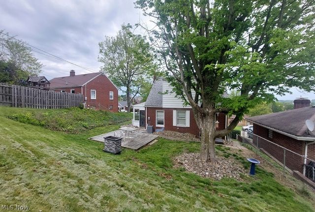 2915 Whitehaven Boulevard, Steubenville, OH 43952