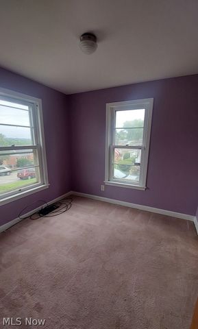 2915 Whitehaven Boulevard, Steubenville, OH 43952