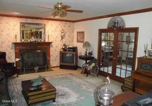 225 Long Meadow Lane, Rotterdam, NY 12306