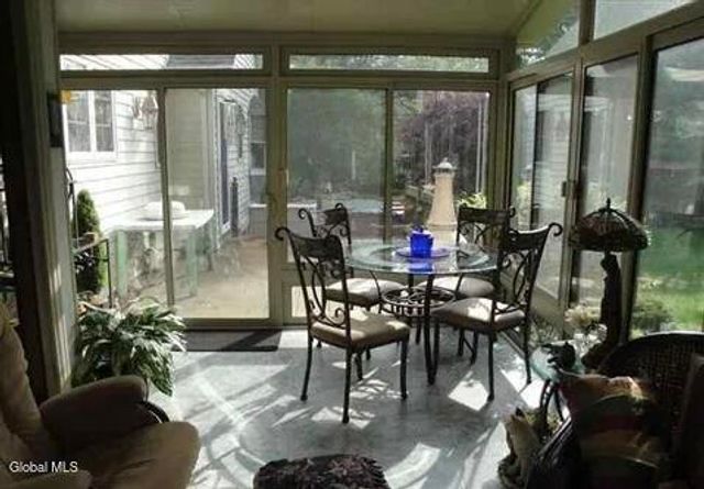 225 Long Meadow Lane, Rotterdam, NY 12306