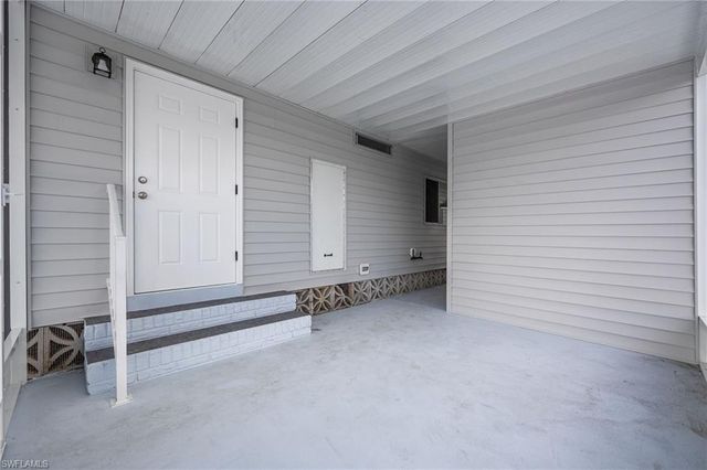 479 Nicklaus BLVD, North Fort Myers, FL 33903