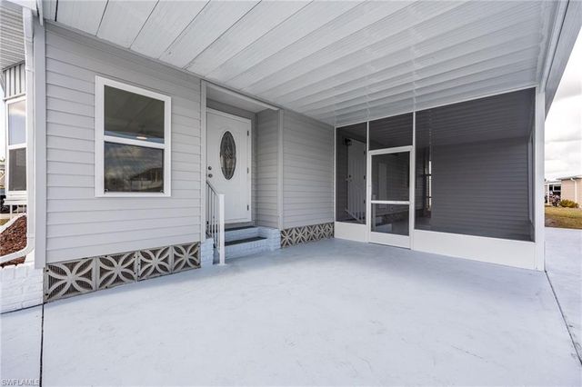 479 Nicklaus BLVD, North Fort Myers, FL 33903