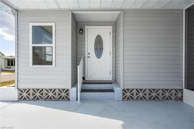 479 Nicklaus BLVD, North Fort Myers, FL 33903