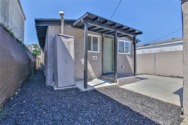 2114 E Knopf, Compton, CA 90222