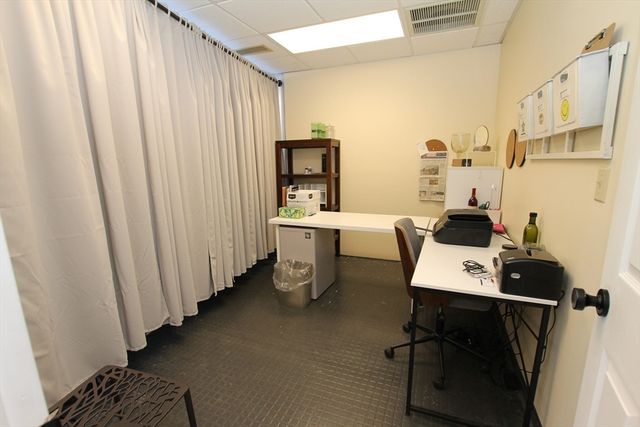 162 Harding Street, Worcester, MA 01604