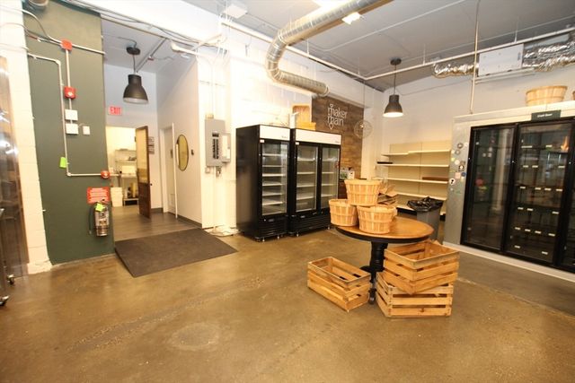 162 Harding Street, Worcester, MA 01604