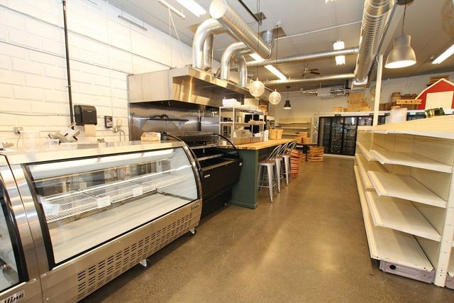 162 Harding Street, Worcester, MA 01604