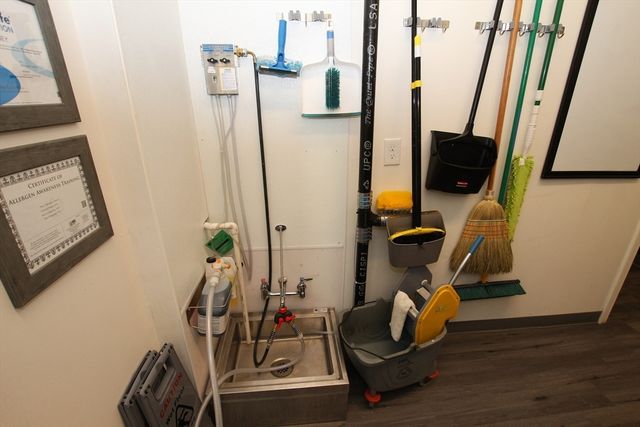 162 Harding Street, Worcester, MA 01604