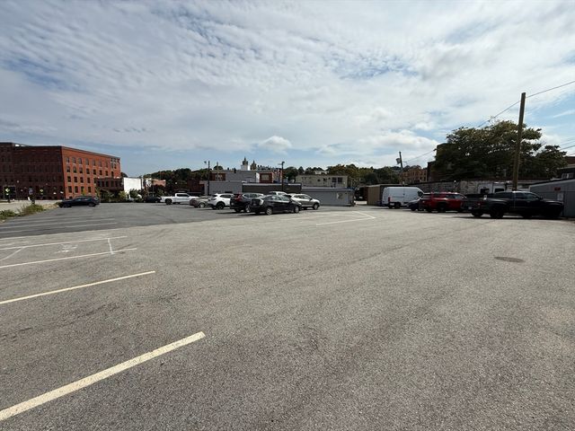 162 Harding Street, Worcester, MA 01604