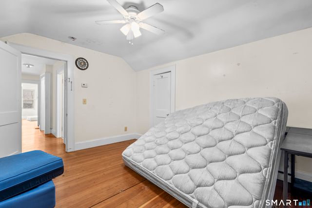 39 Oakridge Street, Norwich, CT 06360