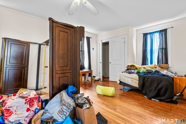 39 Oakridge Street, Norwich, CT 06360