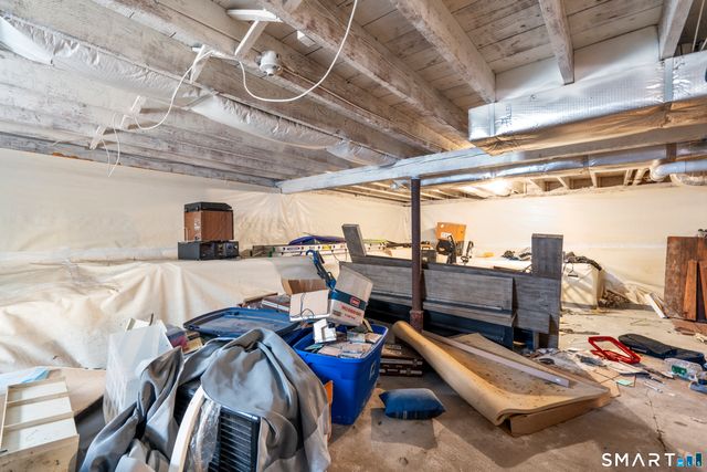 39 Oakridge Street, Norwich, CT 06360