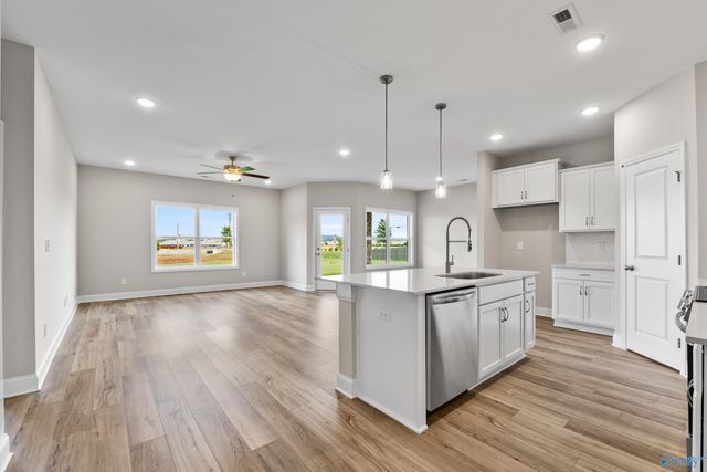 29471 Canoe Circle, Harvest, AL 35749