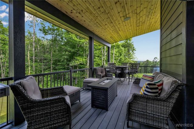 8 Trail Heights Poverty Hill Road, Ellicottville, NY 14731