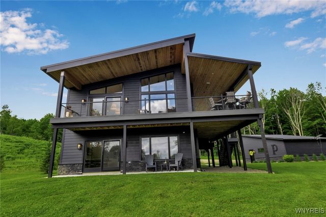 8 Trail Heights Poverty Hill Road, Ellicottville, NY 14731