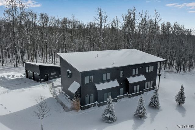 8 Trail Heights Poverty Hill Road, Ellicottville, NY 14731