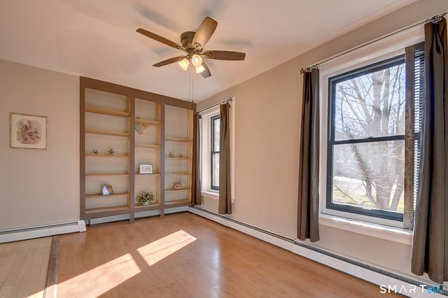 26 Greene Avenue A8, Norwich, CT 06360