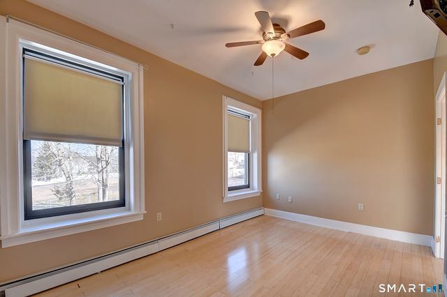 26 Greene Avenue A8, Norwich, CT 06360