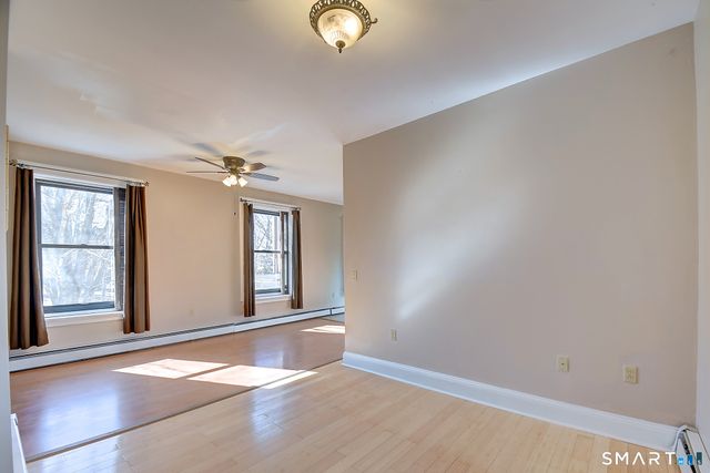 26 Greene Avenue A8, Norwich, CT 06360