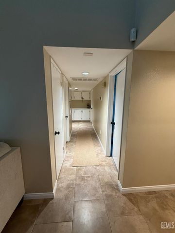 3708 Meade Court, Bakersfield, CA 93309