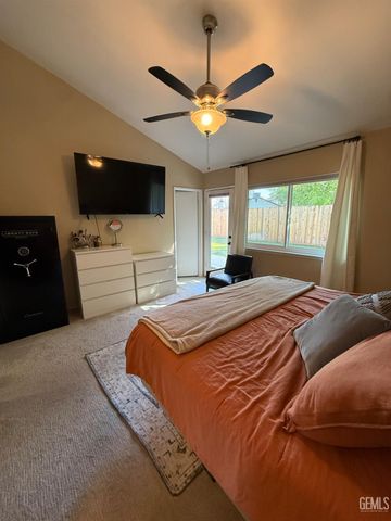 3708 Meade Court, Bakersfield, CA 93309