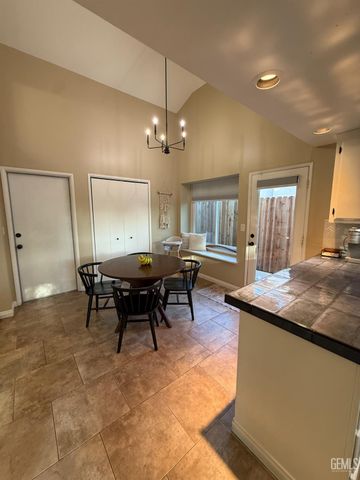 3708 Meade Court, Bakersfield, CA 93309