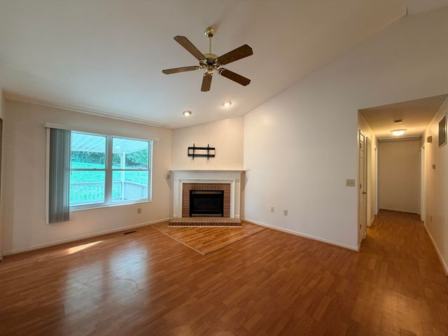 6527 Tall Oaks Drive, Florence, KY 41042