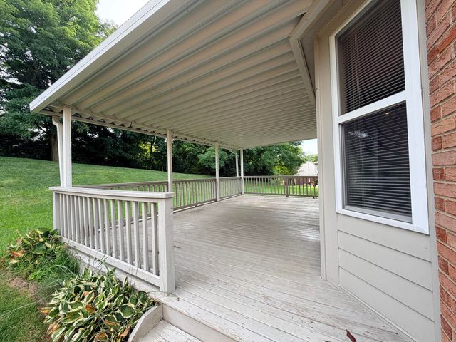 6527 Tall Oaks Drive, Florence, KY 41042