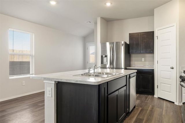 11840 Kameron Way, Yukon, OK 73099