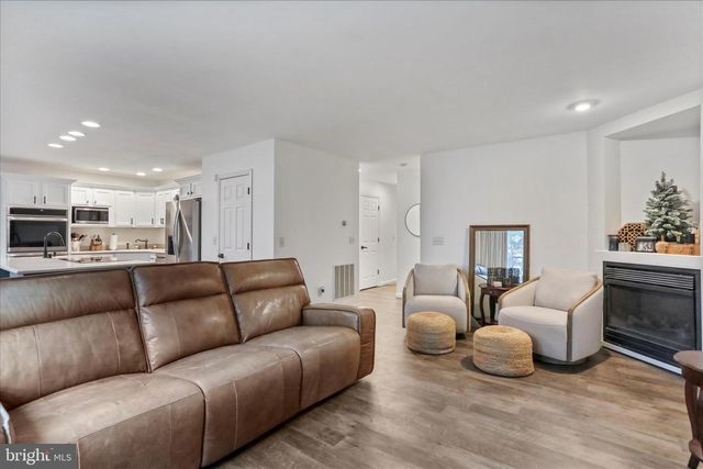 10745 HERSHEY DR, Williamsport, MD 21795