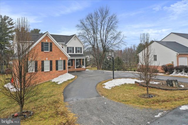 10745 HERSHEY DR, Williamsport, MD 21795