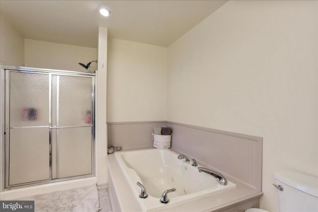 10745 HERSHEY DR, Williamsport, MD 21795