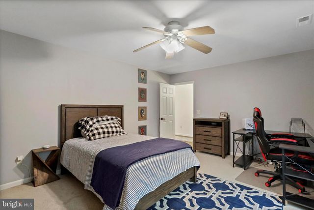 10745 HERSHEY DR, Williamsport, MD 21795