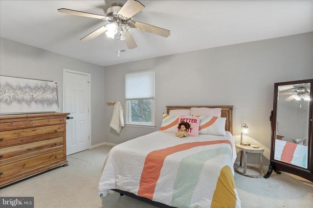 10745 HERSHEY DR, Williamsport, MD 21795