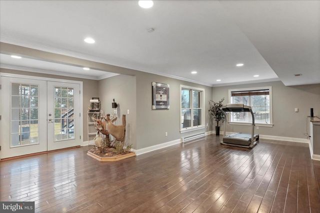 10745 HERSHEY DR, Williamsport, MD 21795