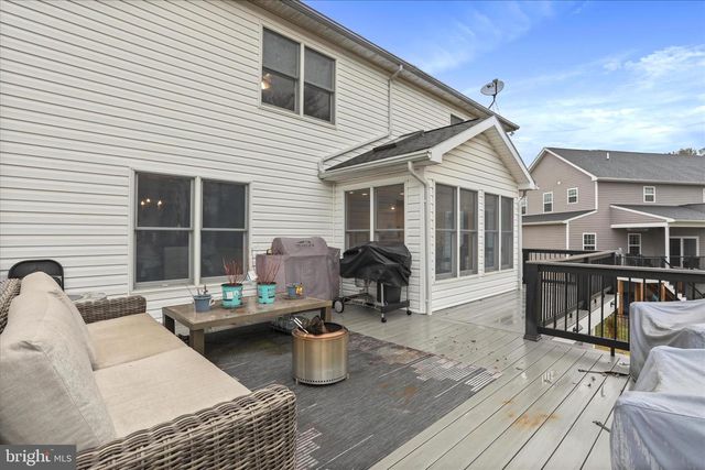 10745 HERSHEY DR, Williamsport, MD 21795