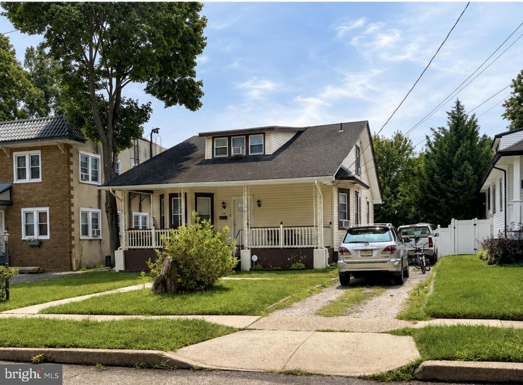 110 E BETTLEWOOD AVE, OAKLYN, NJ 08107 — photo 2