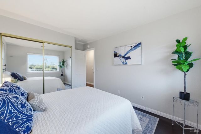 74 Hector Ln, Novato, CA 94949