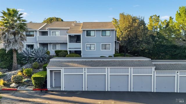 74 Hector Ln, Novato, CA 94949