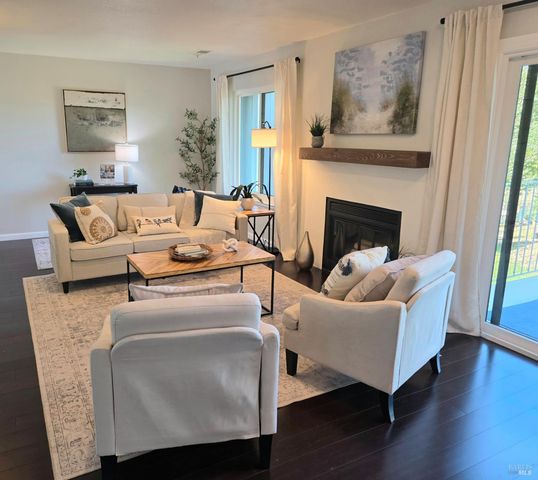 74 Hector Ln, Novato, CA 94949