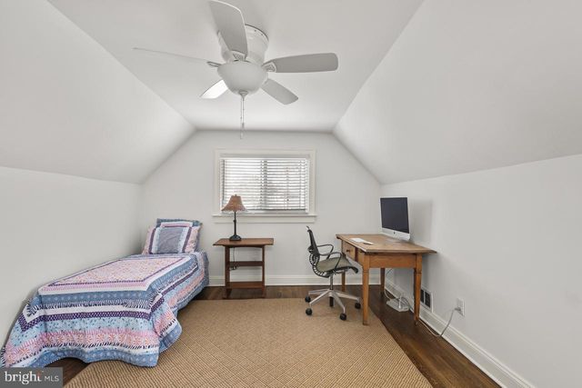 5005 RHOADES PL, Alexandria, VA 22304