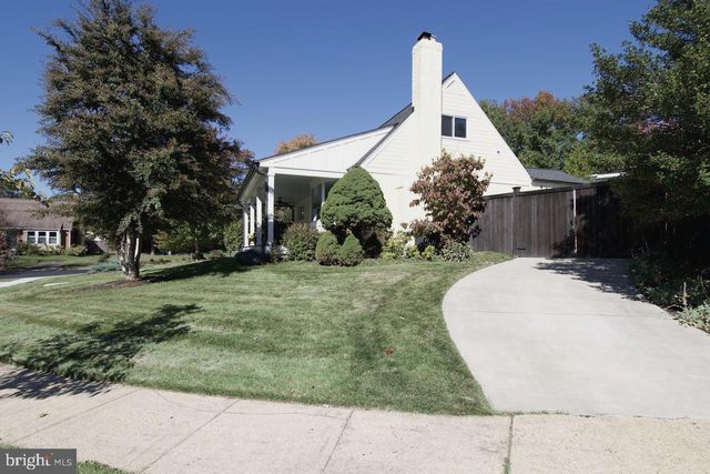 5005 RHOADES PL, Alexandria, VA 22304