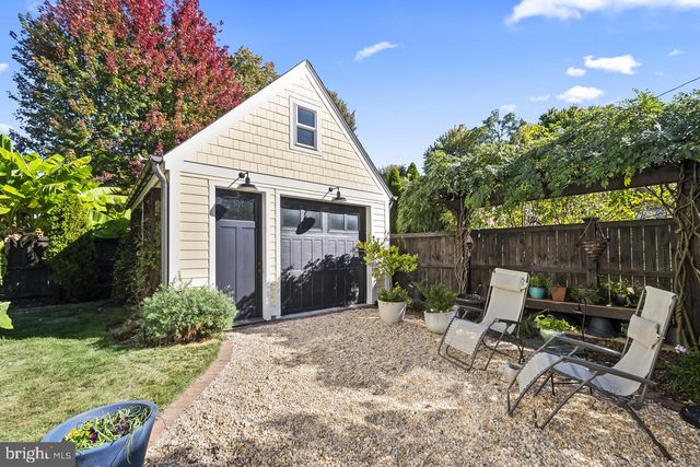 5005 RHOADES PL, Alexandria, VA 22304