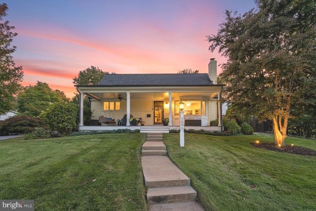 5005 RHOADES PL, Alexandria, VA 22304