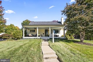 5005 RHOADES PL, Alexandria, VA 22304